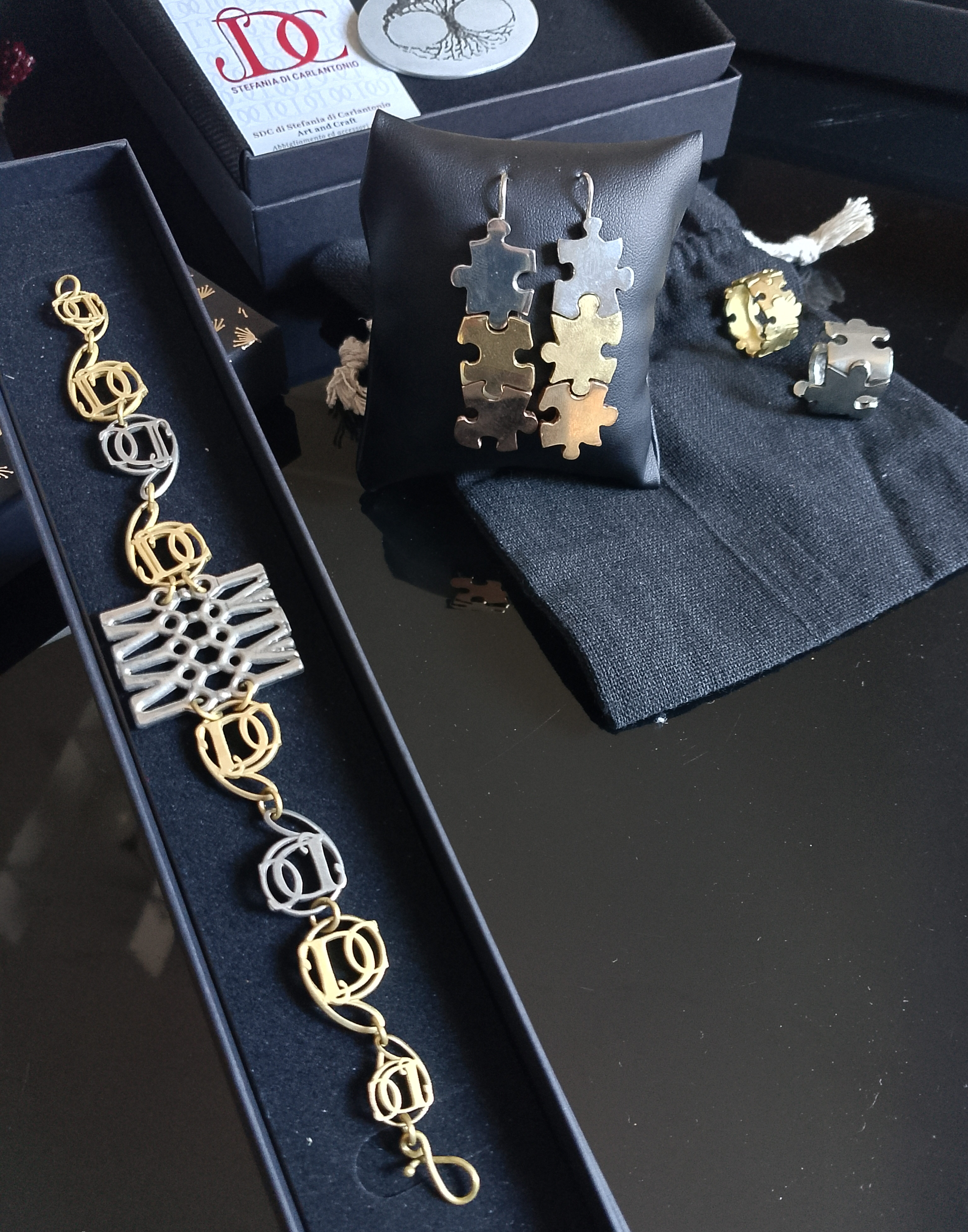 Bracciale Intreccio SDC | Gioiello d'Autore con Logo Integrato – SDC di Stefania Di Carlantonio - immagine 3